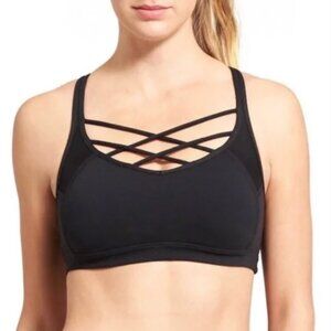 💖 2/$25 Athleta Mind Over Mat Strappy Front Sports Bra